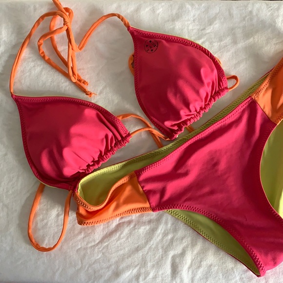 Maui and Sons Reversible Neon Bikini Set - Picture 1 of 17